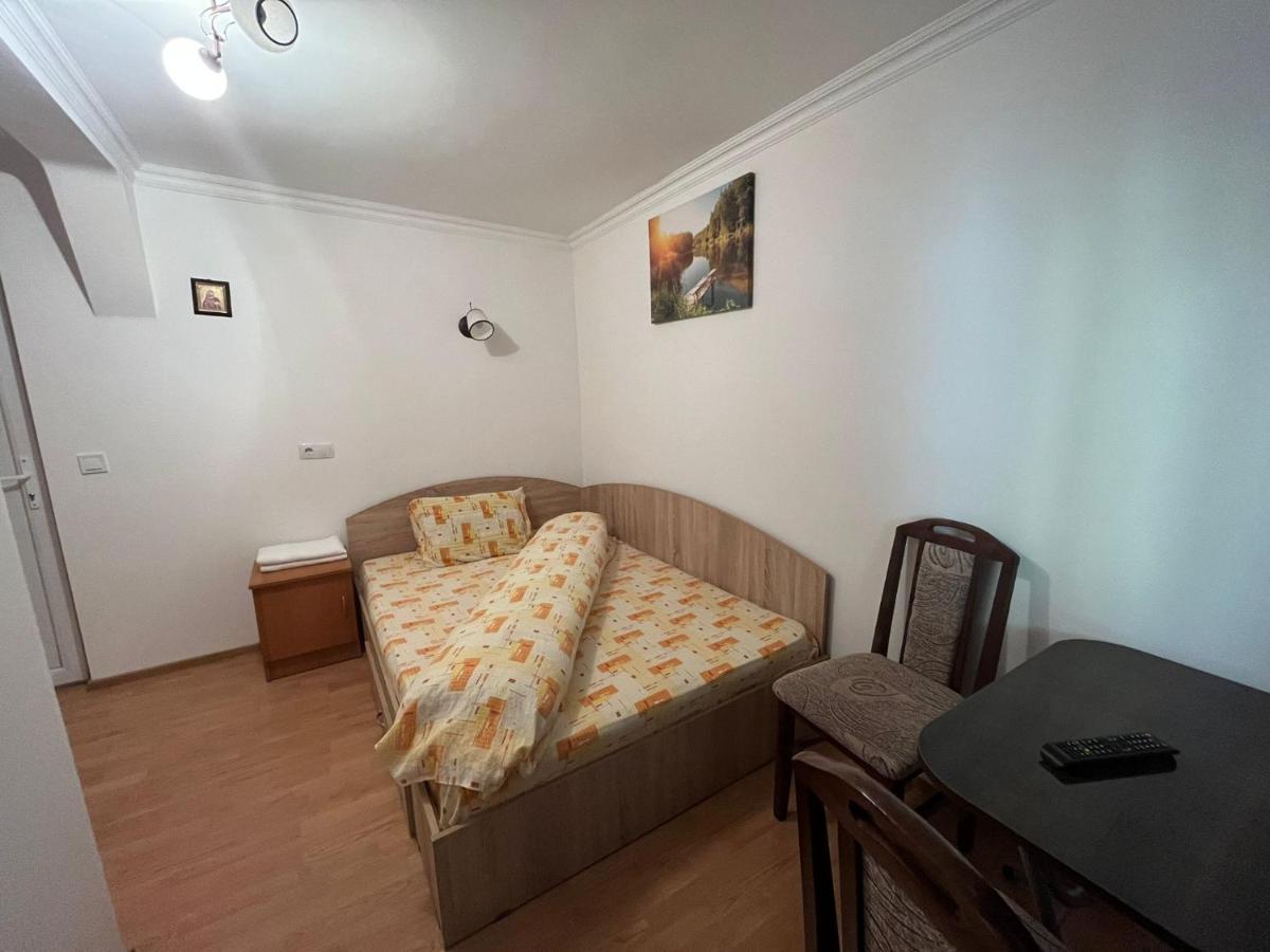 Casa Dina Ξενοδοχείο Băile Herculane Εξωτερικό φωτογραφία